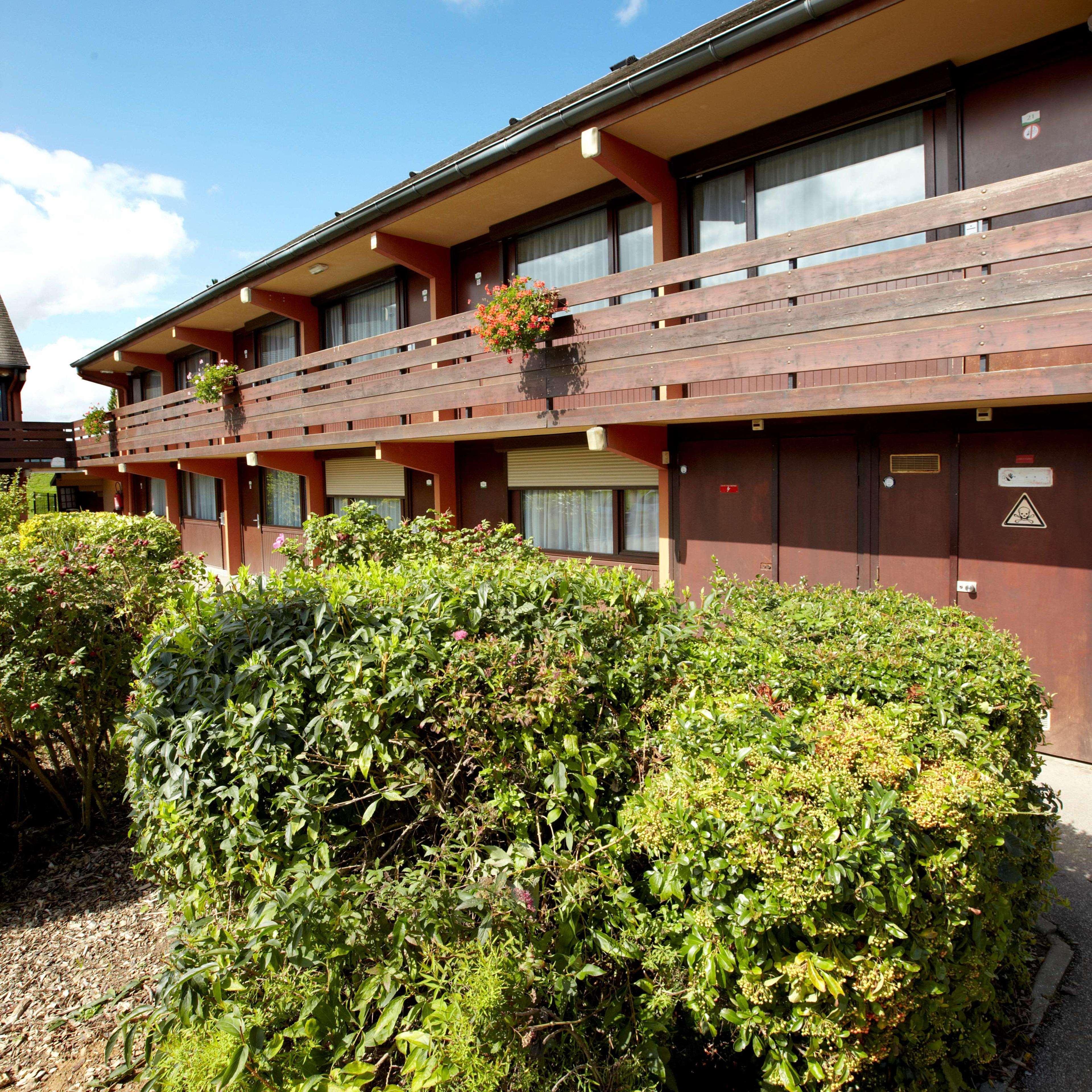 Campanile Rouen Nord - Mont-Saint-Aignan Hotel Exterior foto